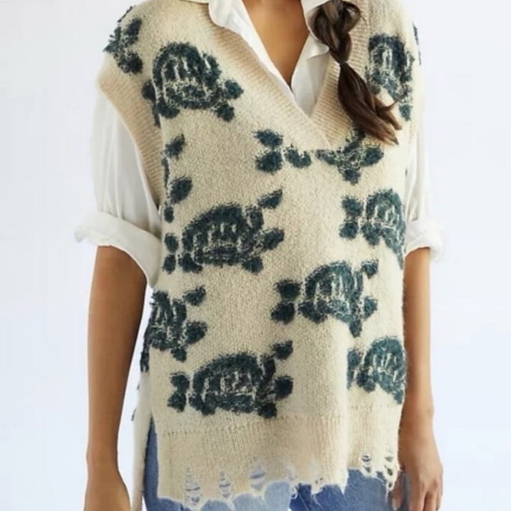 Anthropologie NWT Distressed Floral Knit Sweater Vest Top